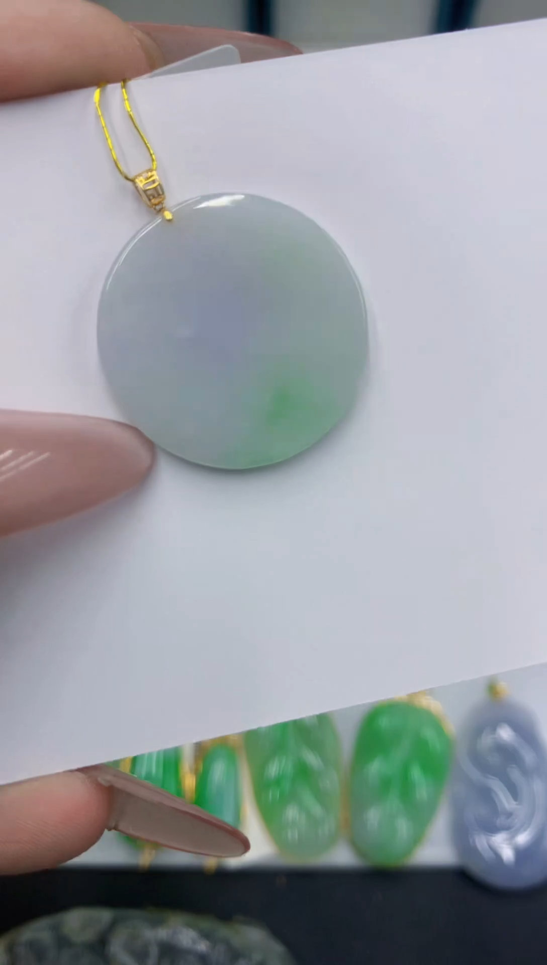 颈饰18K金镶嵌翡翠111111