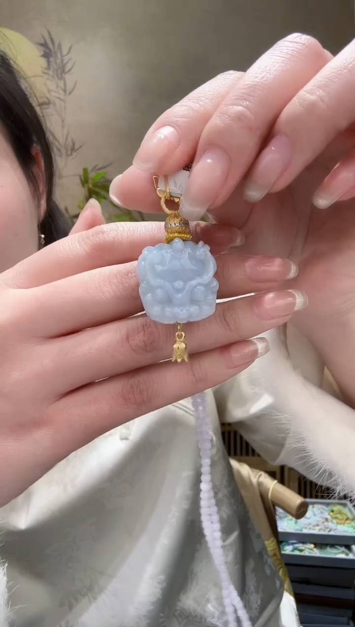 【闪购商品】翡翠颈饰未镶嵌吊坠
