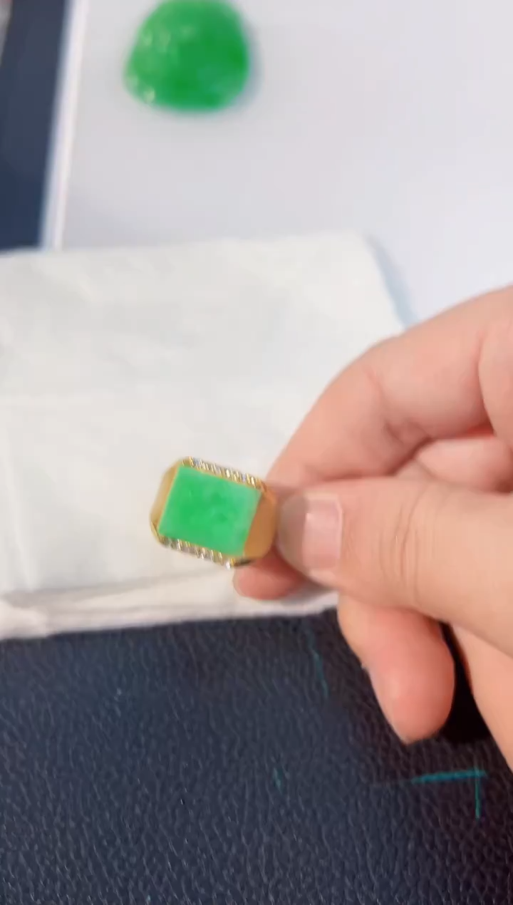 颈饰足银镶嵌翡翠 缅料A货/支持复检/一件