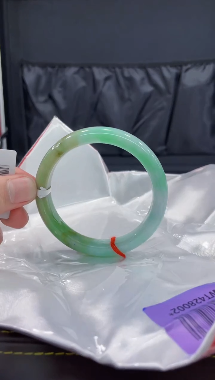 【闪购商品】翡翠手镯未镶嵌手镯