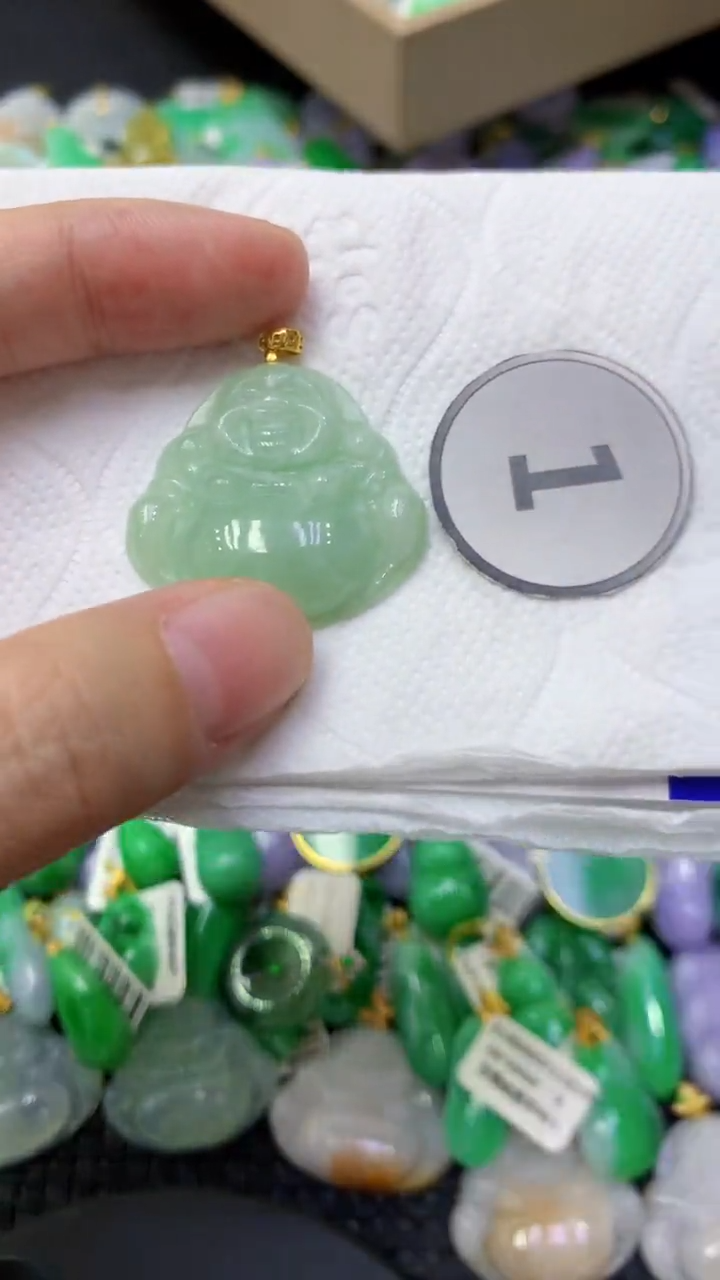 颈饰未镶嵌翡翠天然缅甸翡翠A货