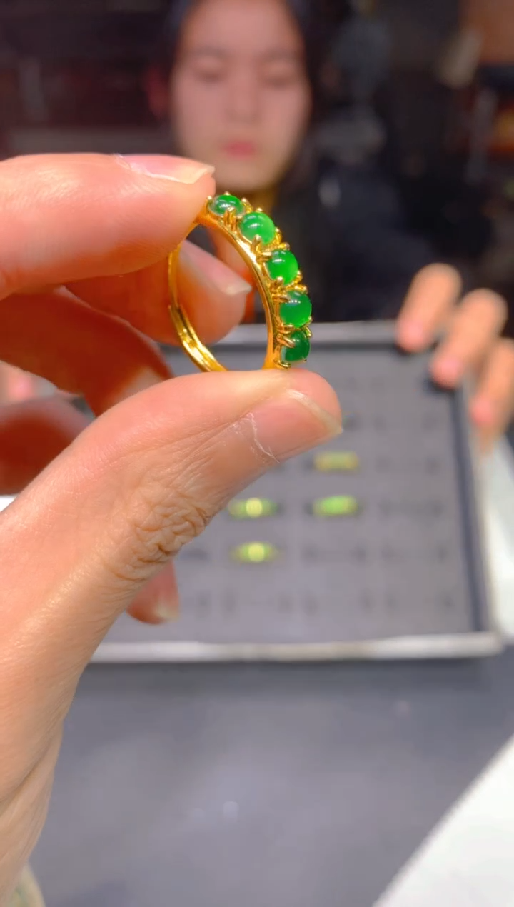 【闪购商品】定制翡翠未镶嵌11定制翡翠.多样性发货-发其一