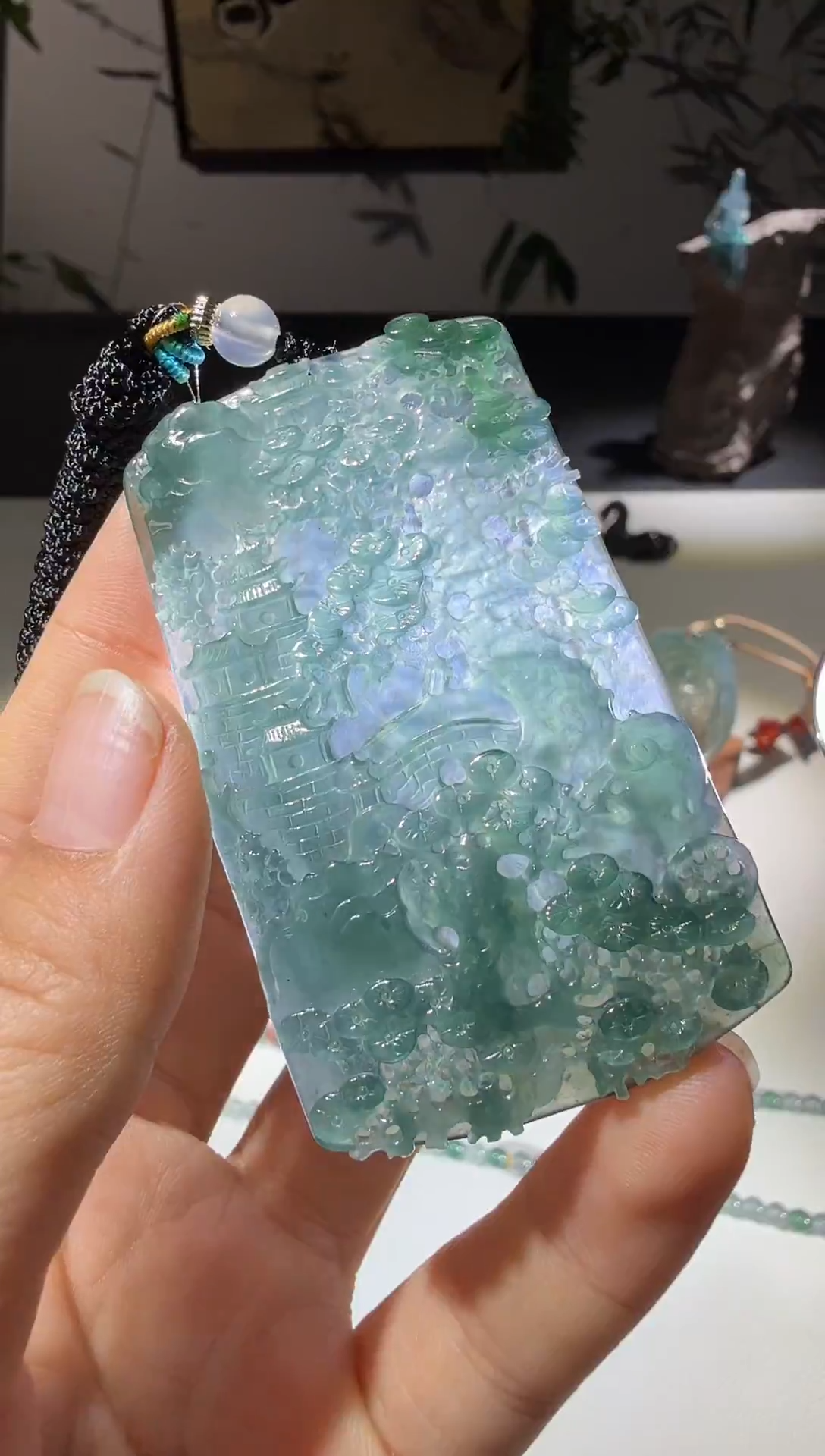 吊坠(不含链)未镶嵌翡翠山水牌