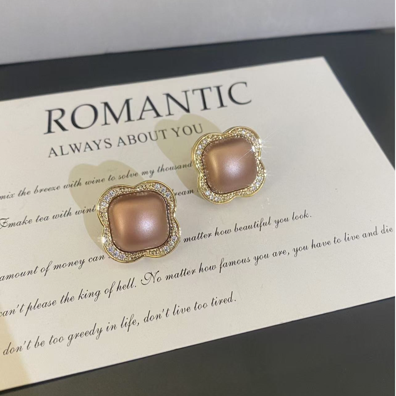 铜合金耳饰 EH557面包方形气质时尚百搭个性精致耳钉