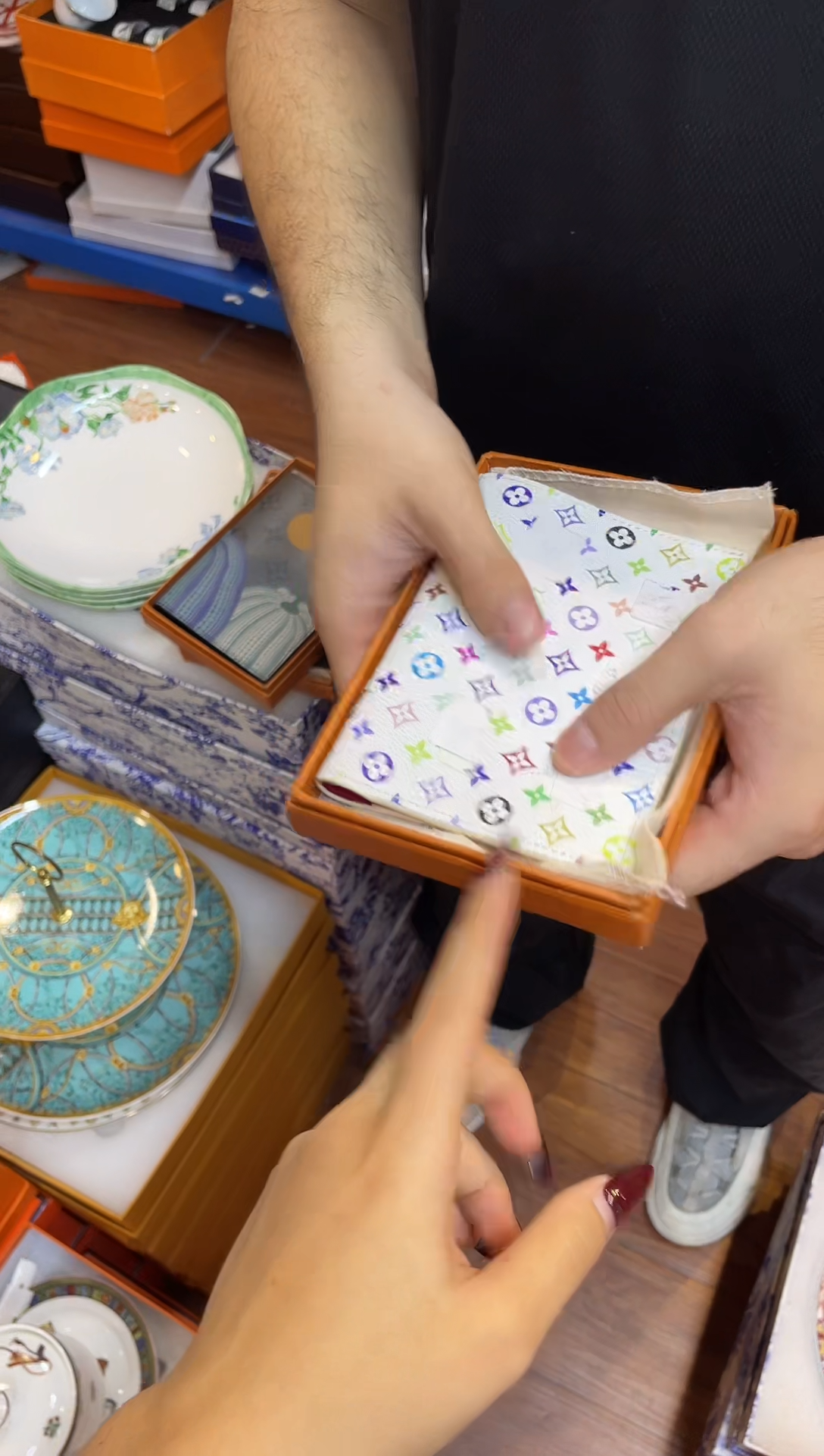 杯鸿辉家品牌瓷器，京东包邮！