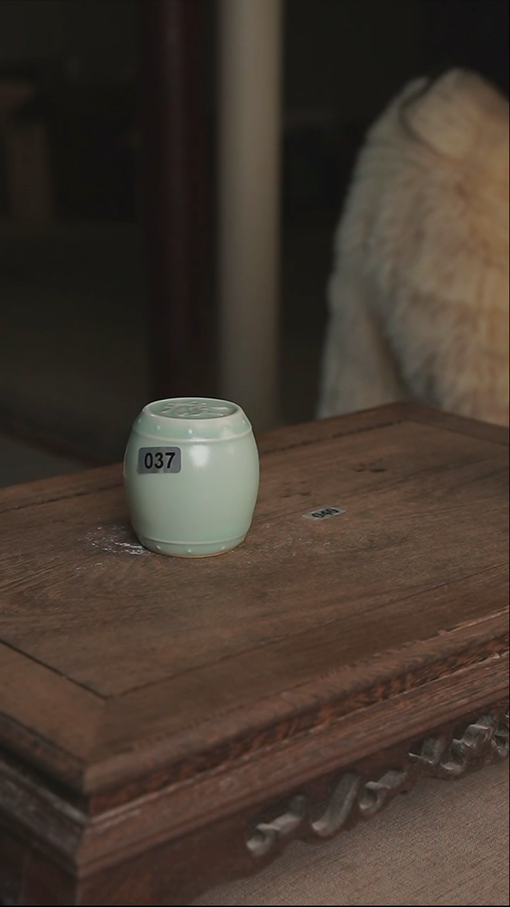 杯037号微天青小鼓盖置