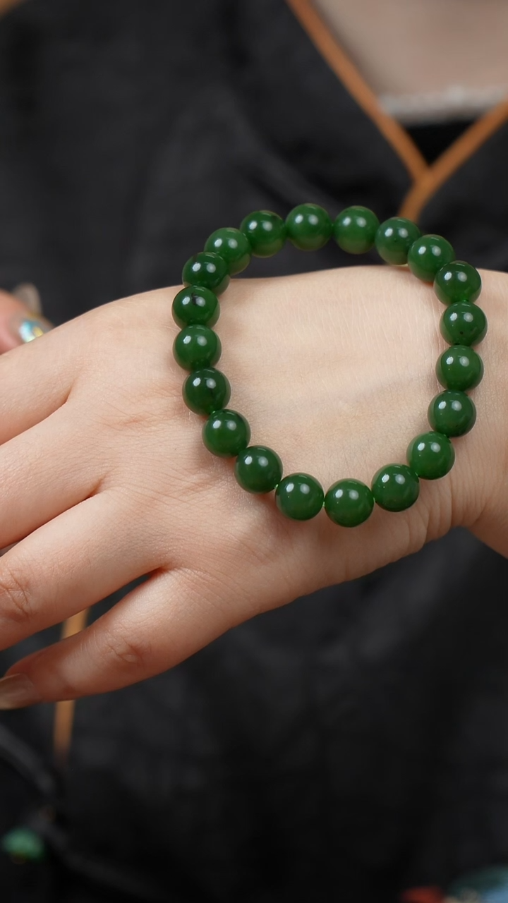 未镶嵌和田玉挂件揭**谛手串