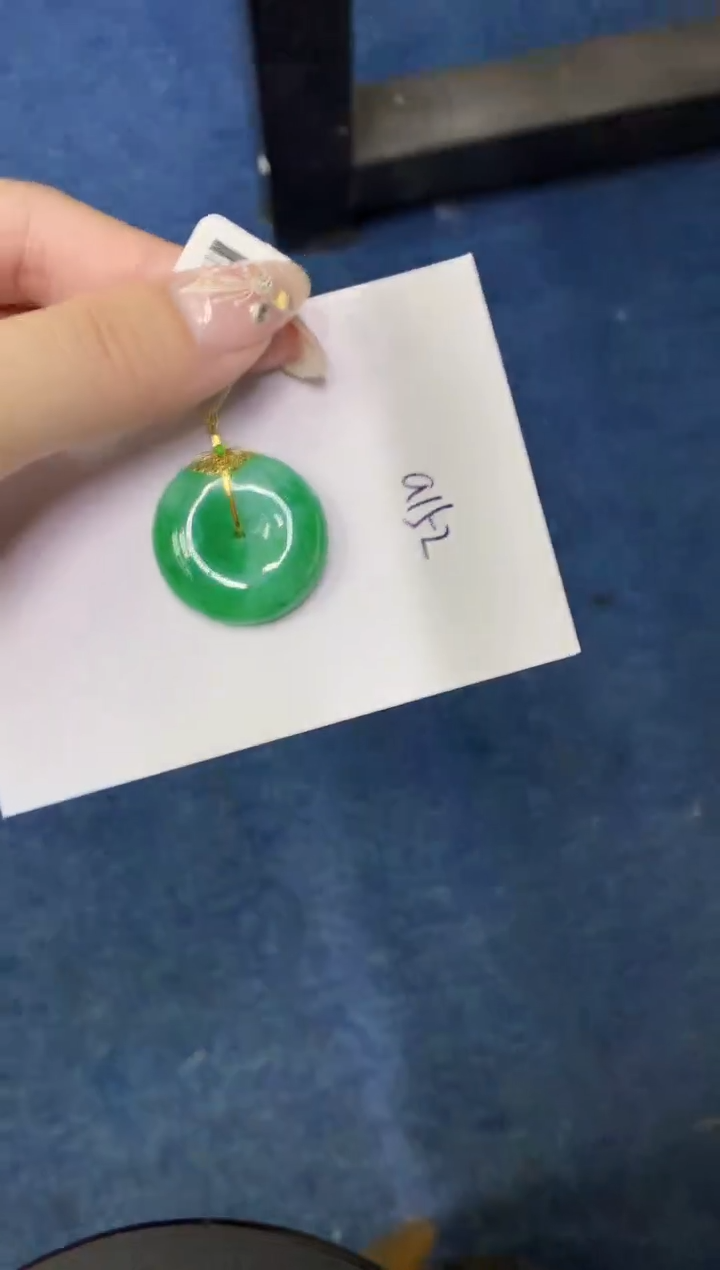 【闪购商品】翡翠颈饰18K金镶嵌00000000000