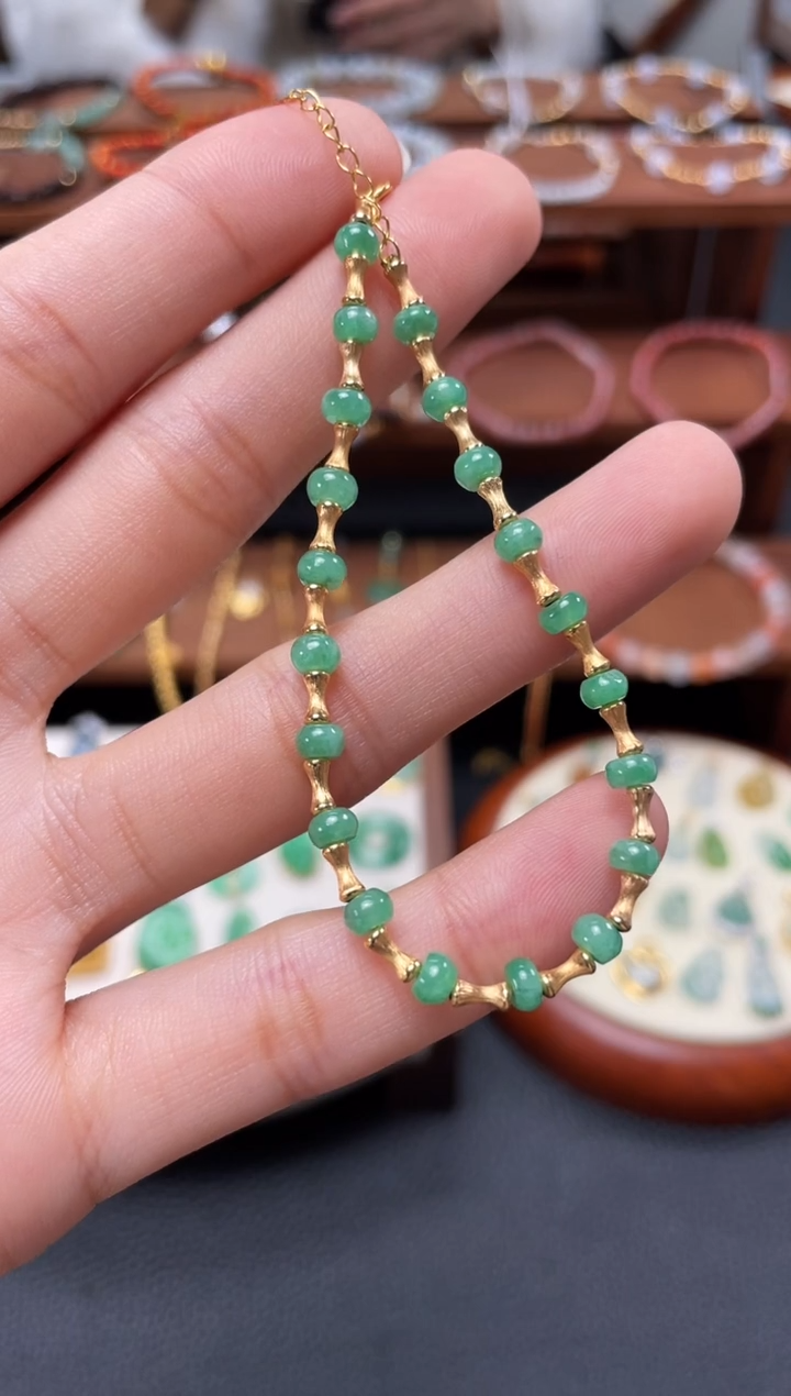 【闪购商品】翡翠套链18K金镶嵌一个  JK718