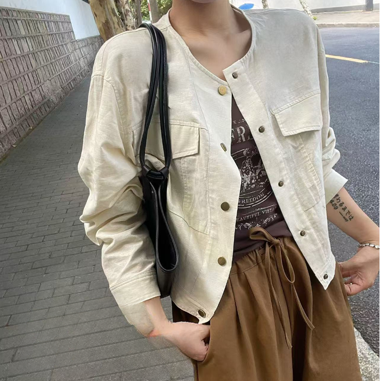 3022兜盖圆领衬衫