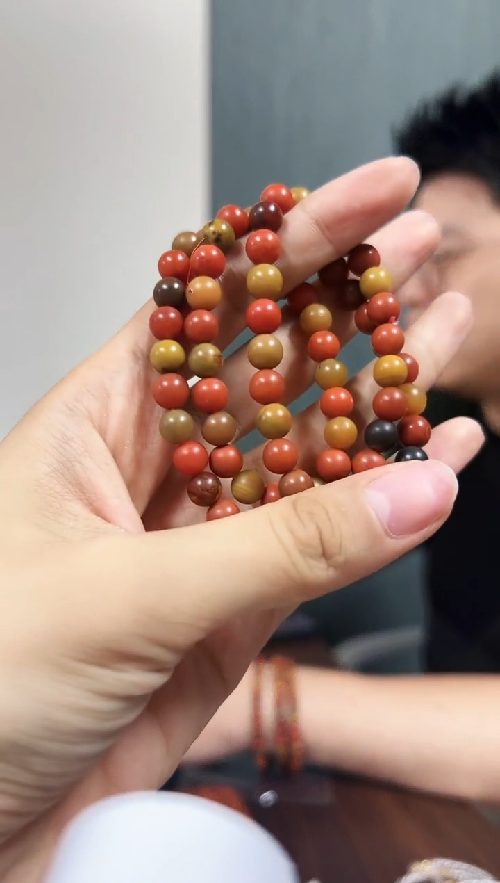 手串未镶嵌南红玛瑙原皮南红三圈07