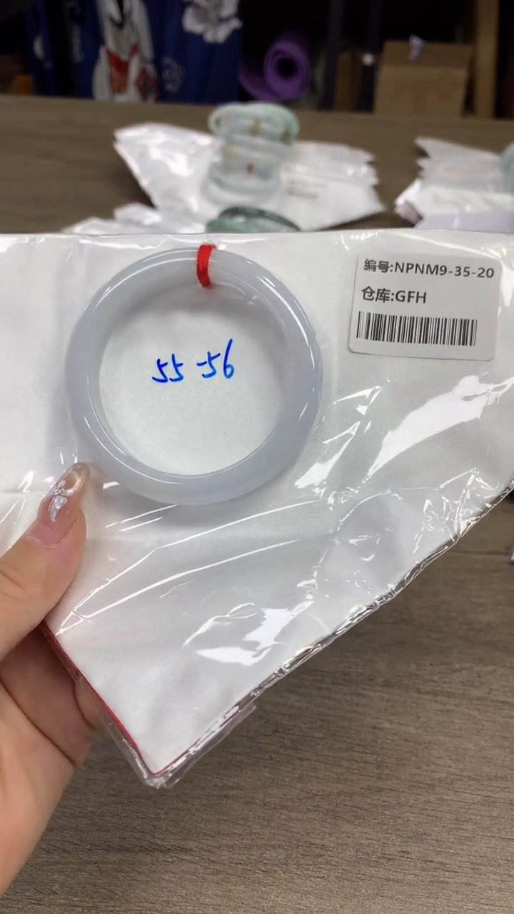 【闪购商品】翡翠手镯未镶嵌翡翠手镯