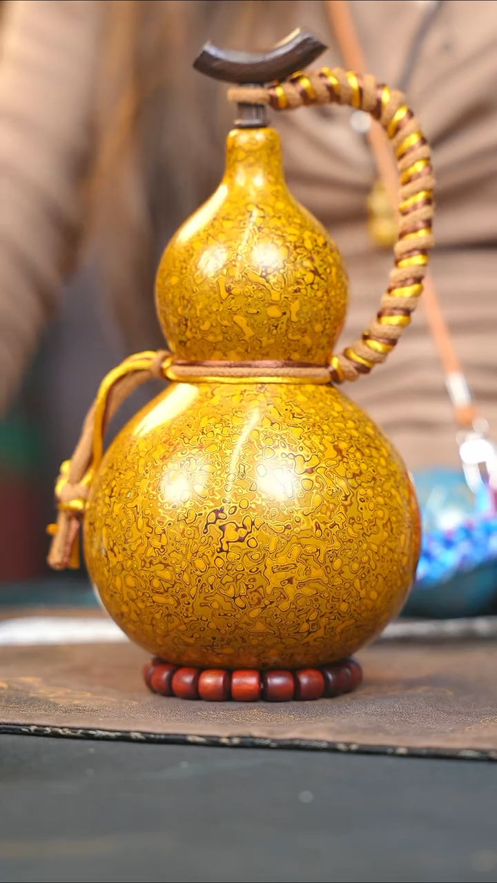 【闪购商品】WQ362漆艺酒葫芦不包手串及旋转底座