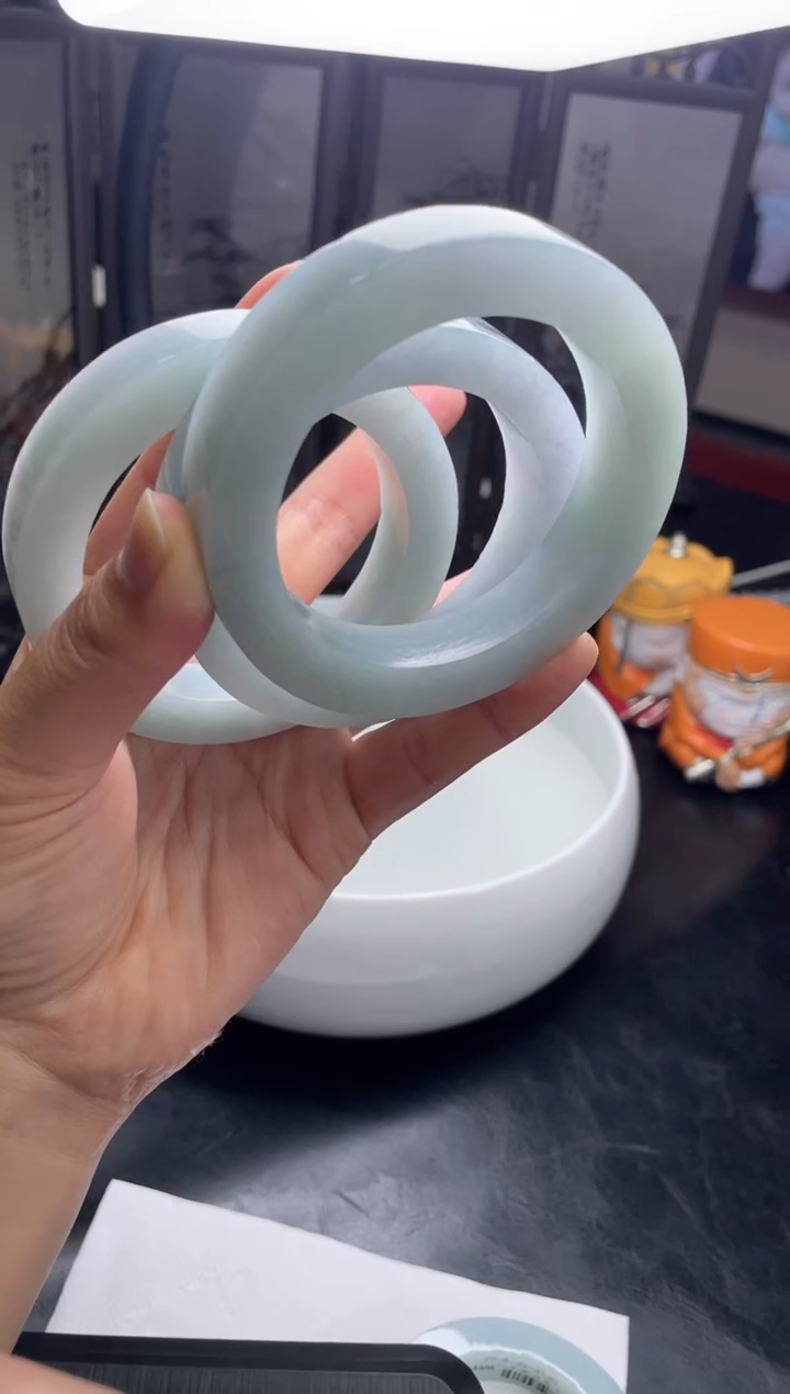 【闪购商品】定制翡翠手镯未镶嵌手镯ZML/DZS