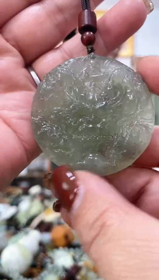 未镶嵌岫玉挂件    