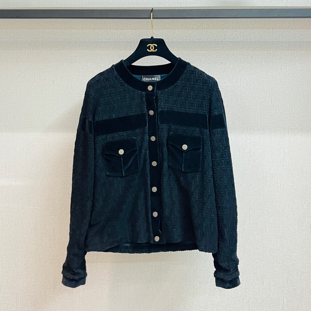 95新 Chanel/香奈儿 黑色丝绒双口袋按扣外套/f38/编号0702