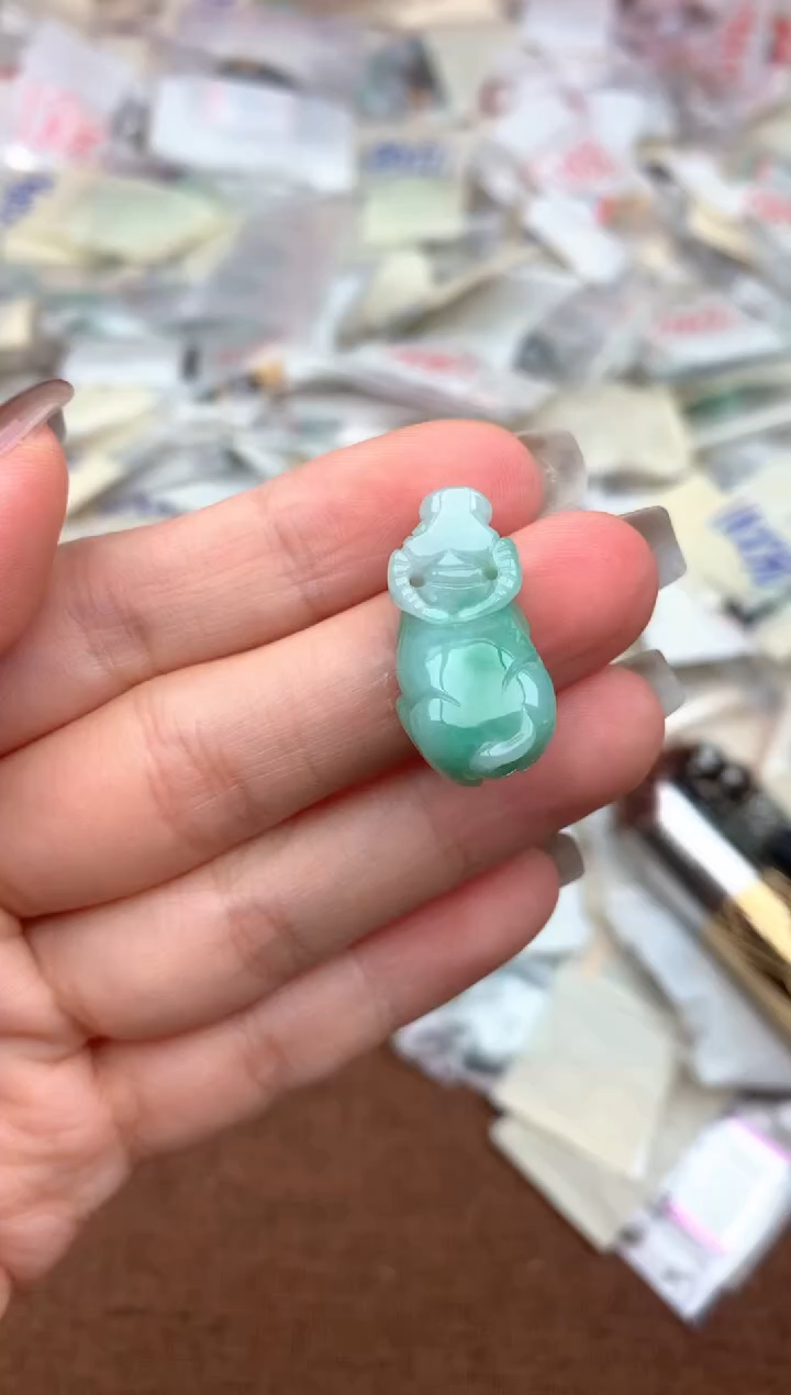未镶嵌挂件翡翠—
