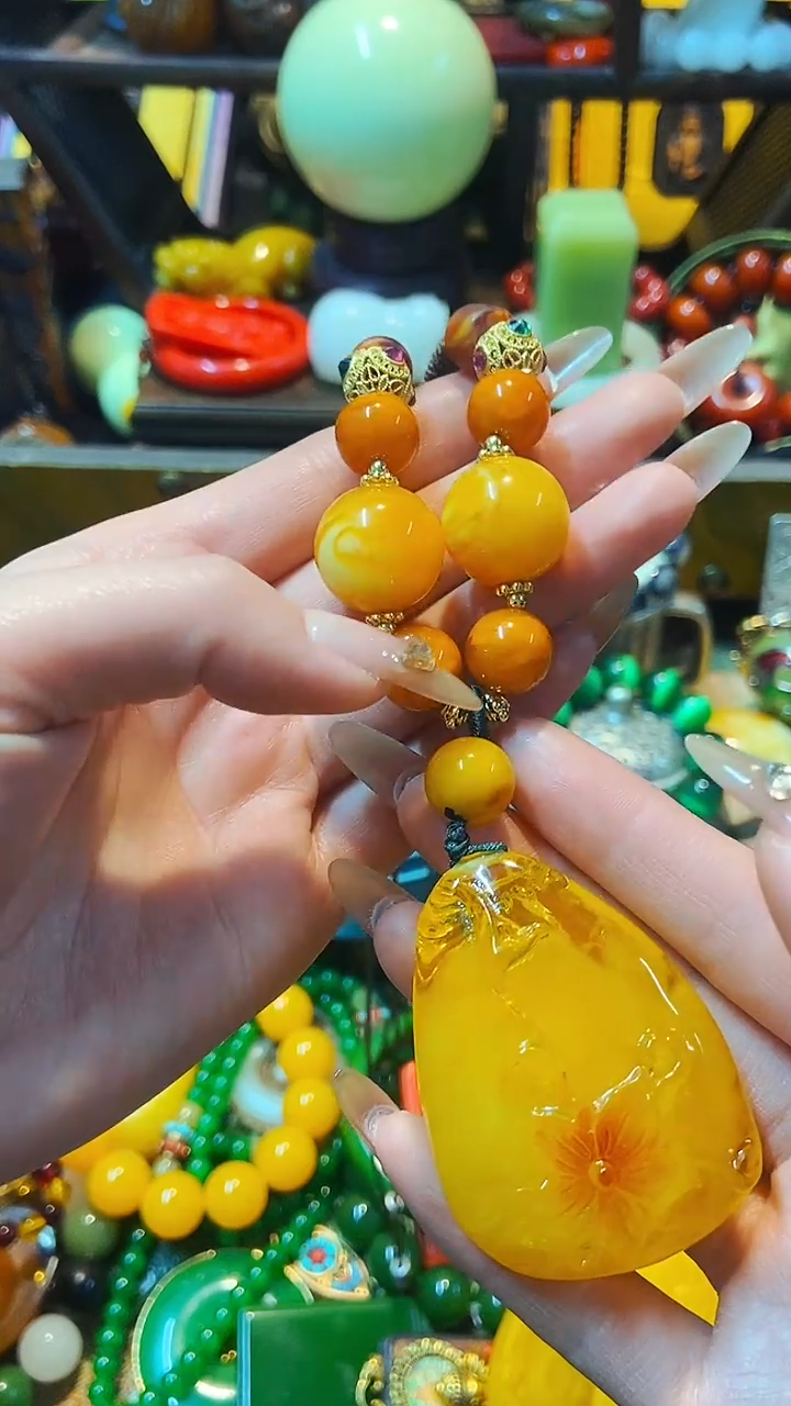 【闪购商品】蜜蜡裸石未镶嵌主播推荐主播推荐