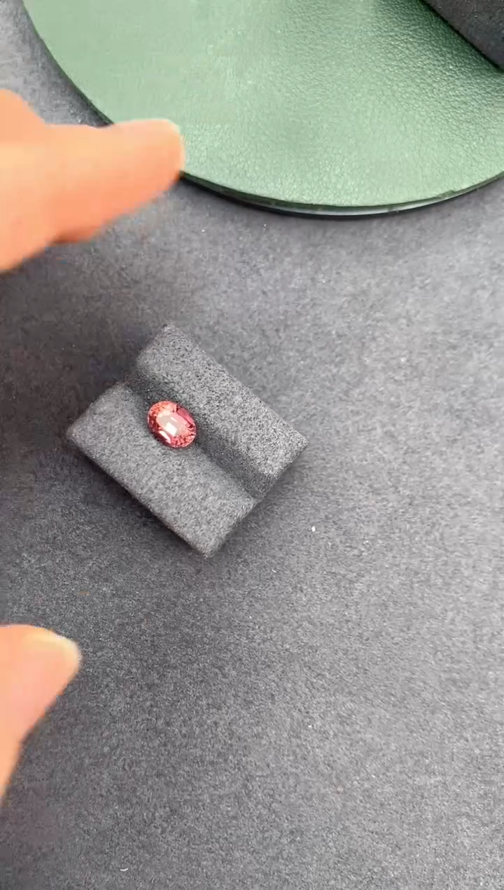 【闪购商品】碧玺裸石未镶嵌1.8ct粉碧玺