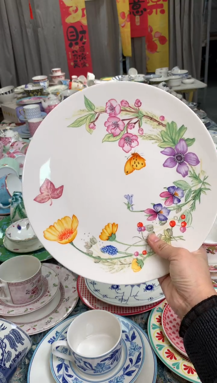 【闪购商品】瓷片陶瓷原单CC136餐具1个大