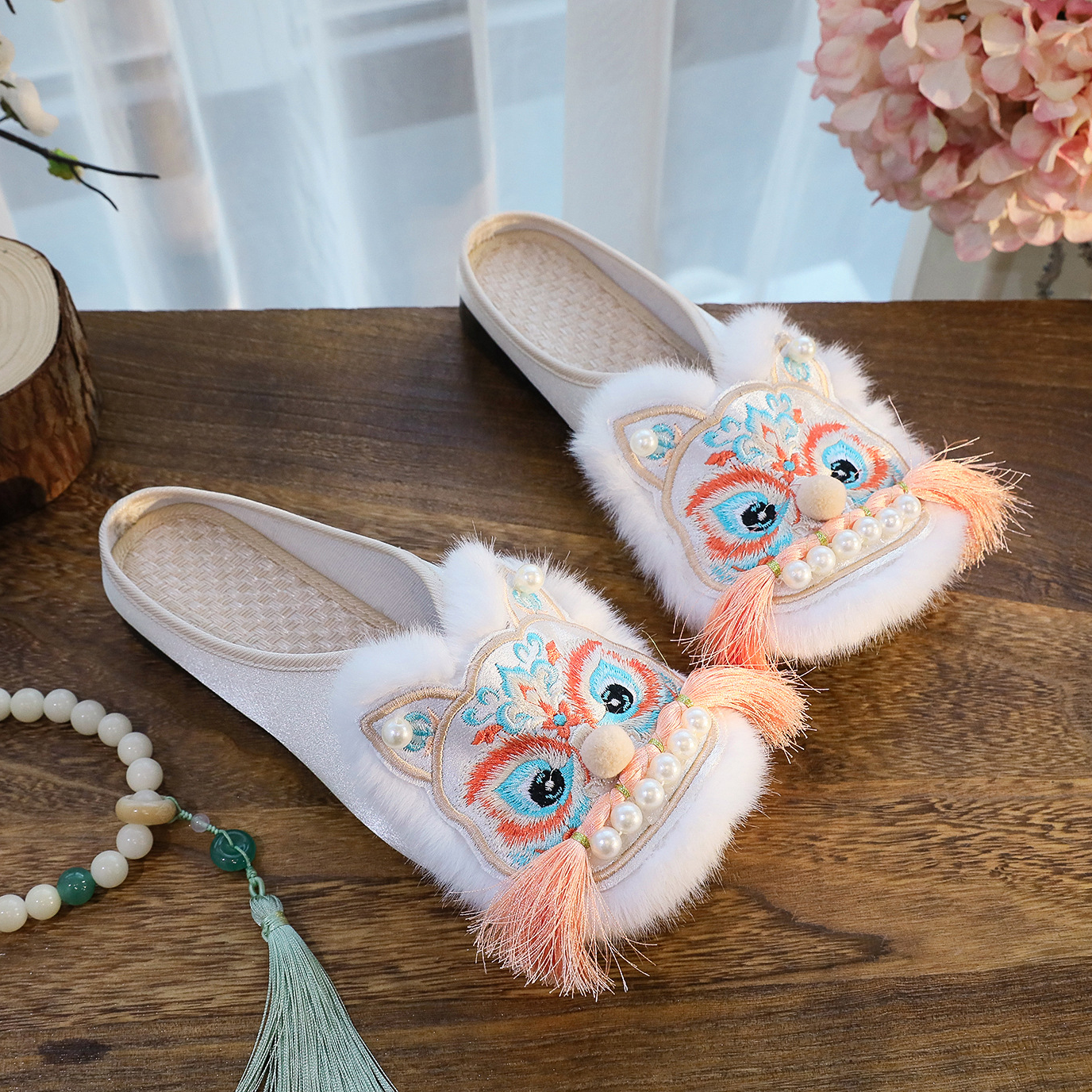 平底复古民族风绣花鞋成人虎头鞋女式绣花鞋虎头平底软底布拖鞋