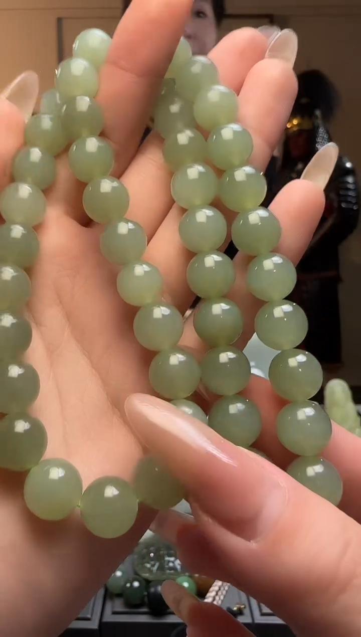 【闪购商品】和田玉晴水圆珠未镶嵌妈妈链