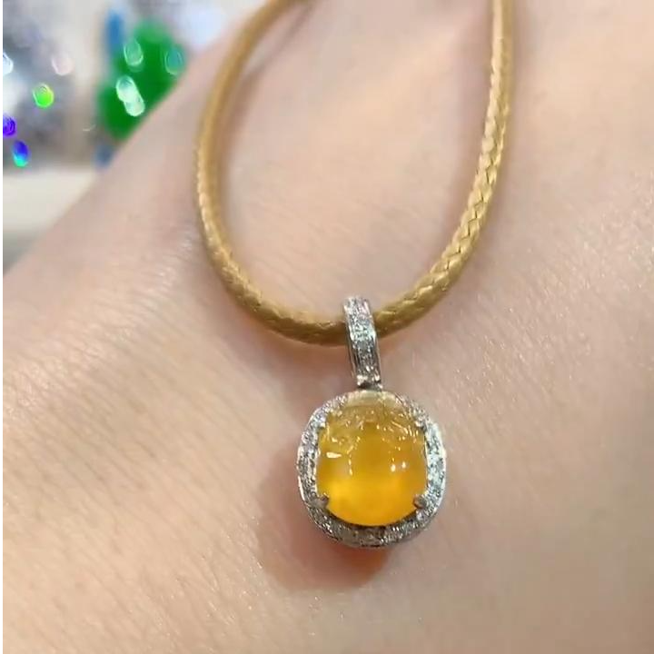 玥集珠宝 18K金 翡翠貔貅吊坠（不含链） 多样性发货一件 XY