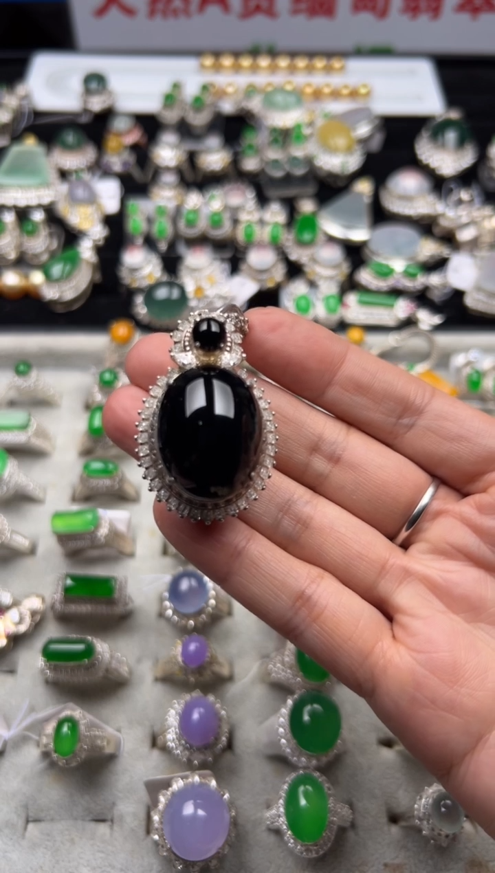 【闪购商品】定制翡翠未镶嵌A货翡翠