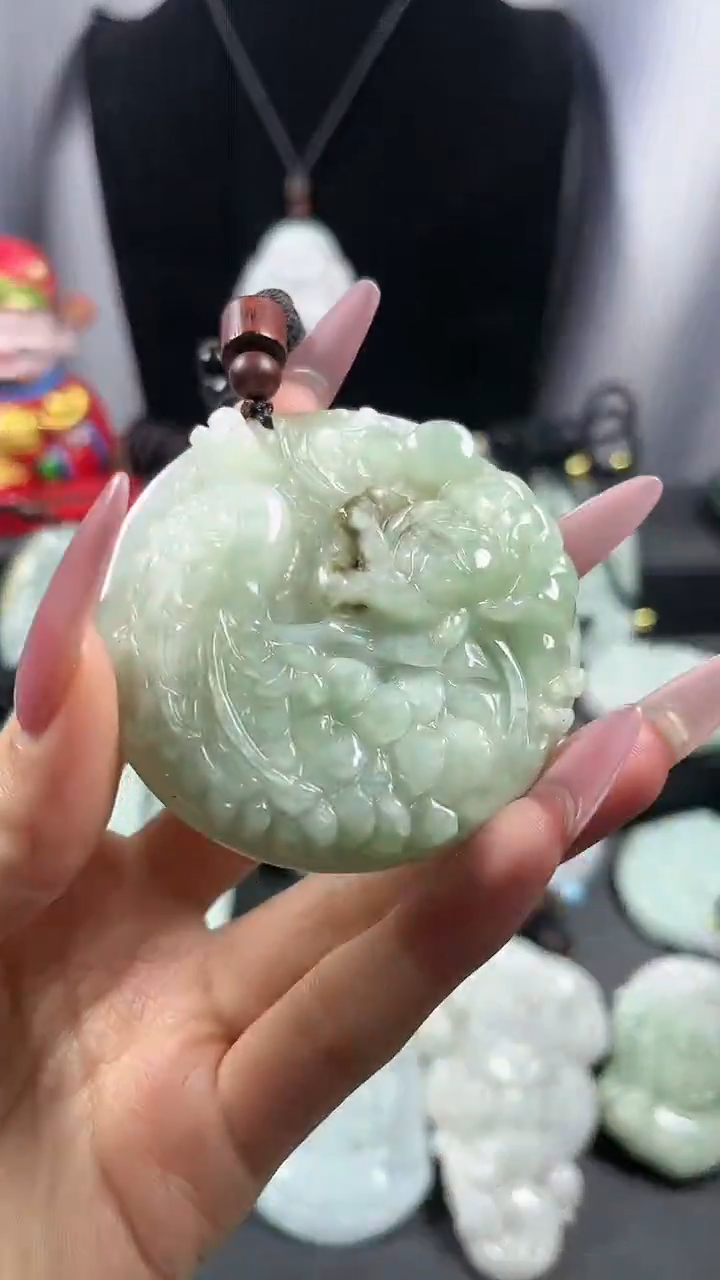 【闪购商品】翡翠颈饰未镶嵌凤凰