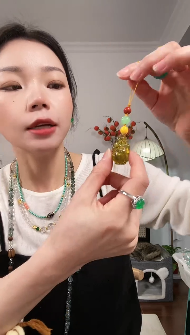 【闪购商品】琥珀颈饰未镶嵌A513AAAAA