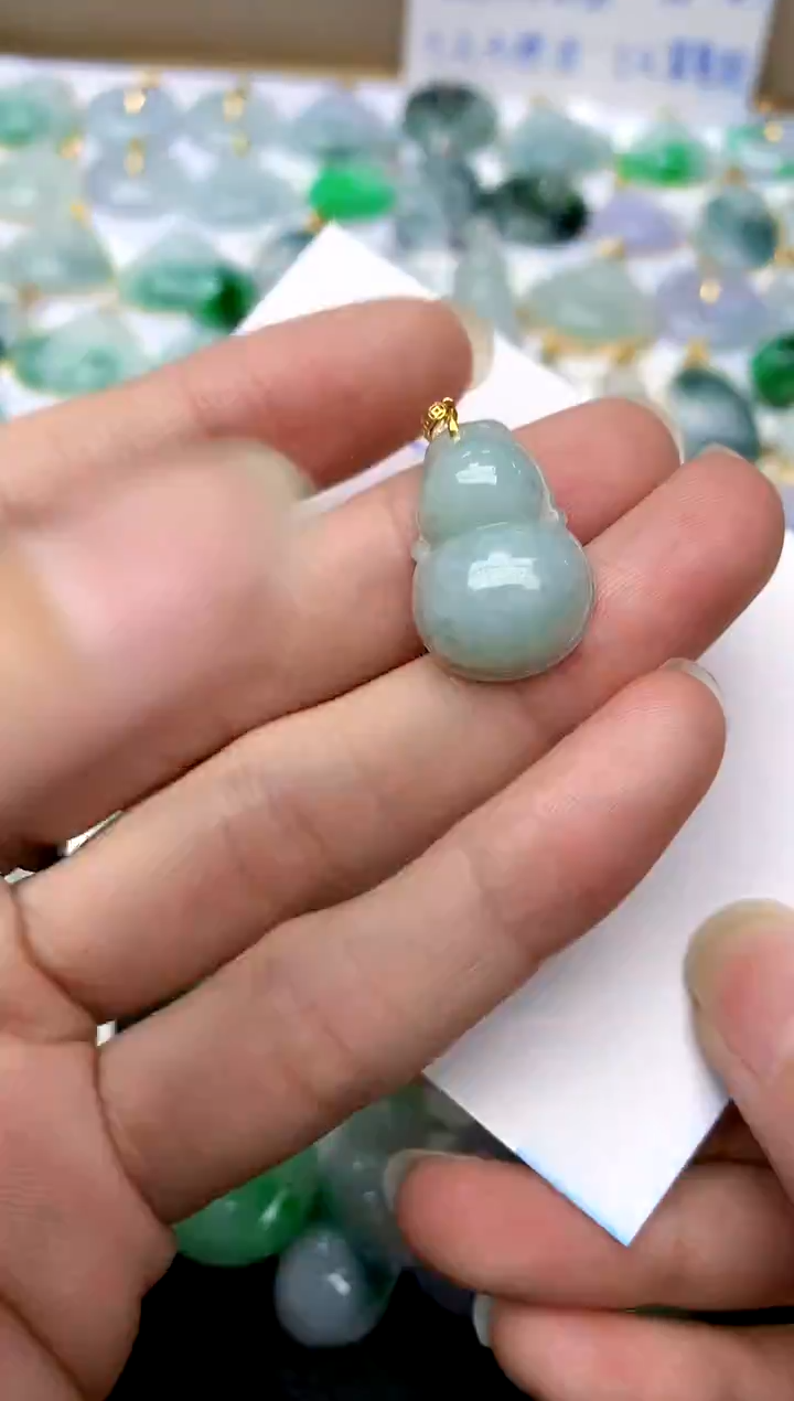 【闪购商品】翡翠颈饰18K金镶嵌16天然A货翡翠