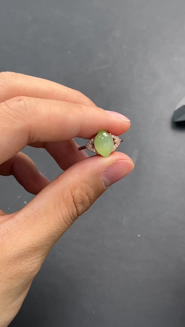 未镶嵌手串和田玉俄碧猫眼戒指微色差