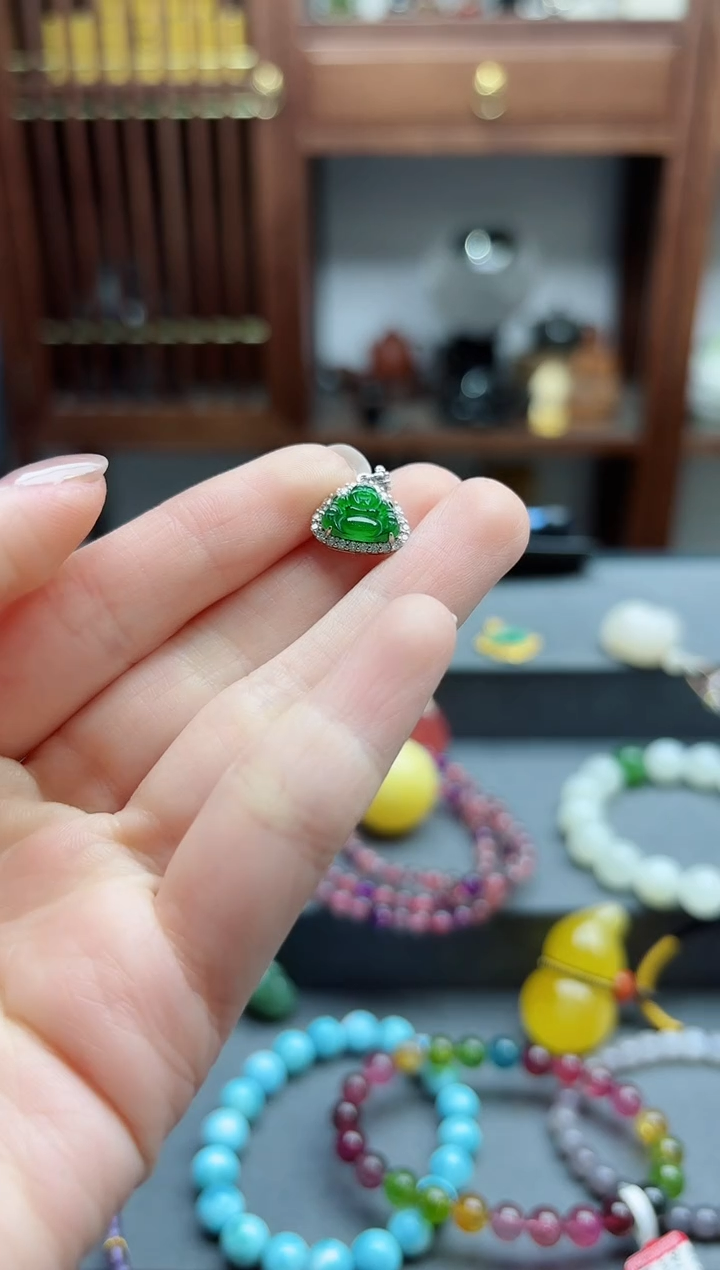 【闪购商品】翡翠颈饰银S925镶嵌翡翠佛公吊坠YD赠链