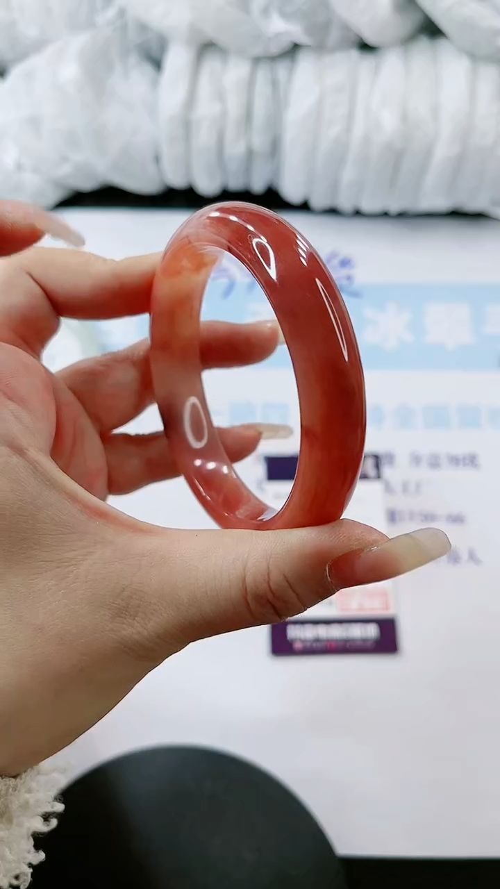 【闪购商品】石英质玉手镯未镶嵌多样性发货C23