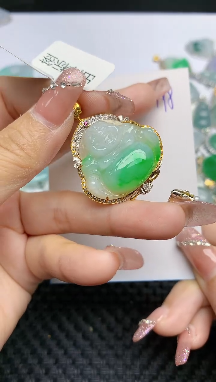 【闪购商品】翡翠颈饰18K金镶嵌天然A货翡翠 198