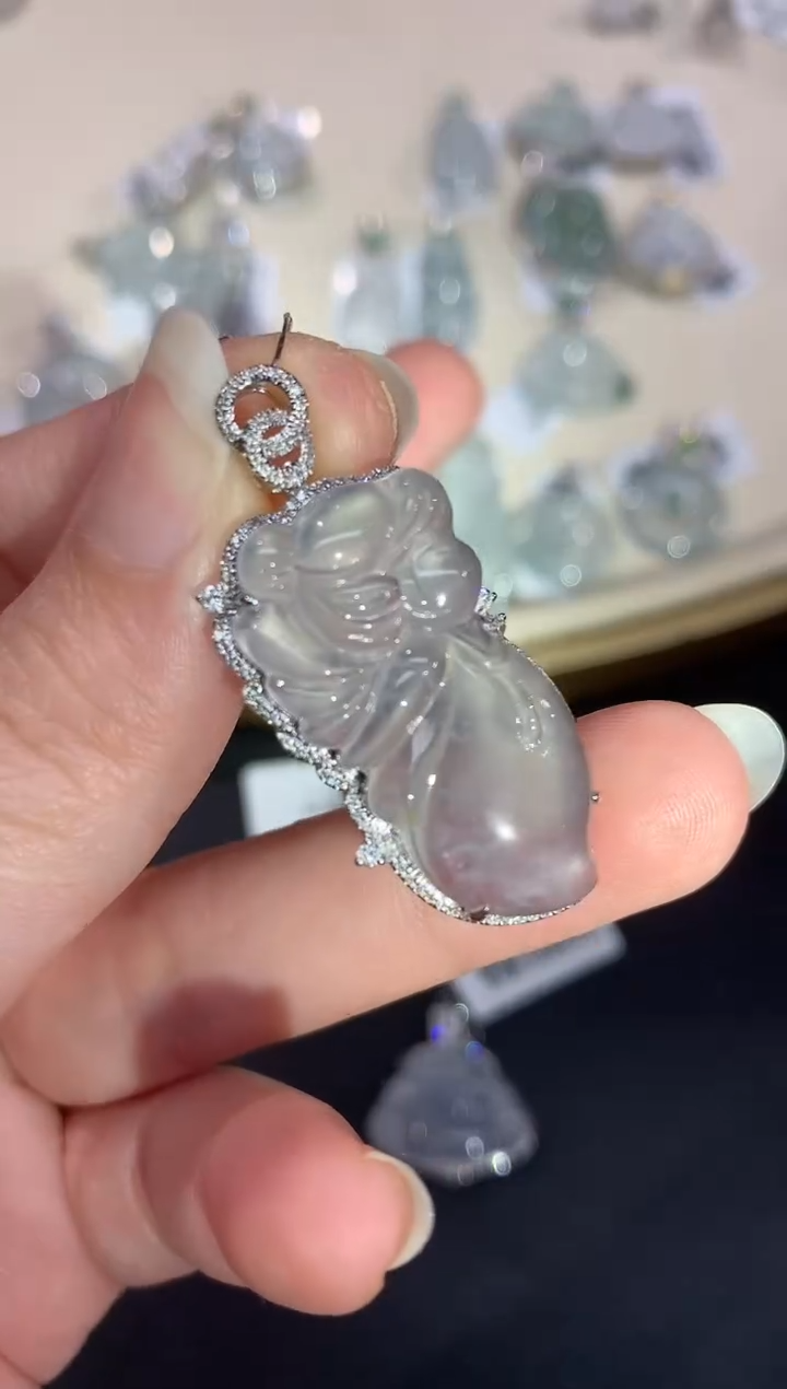 【闪购商品】翡翠吊坠(不含链)18K金镶嵌S16|11800