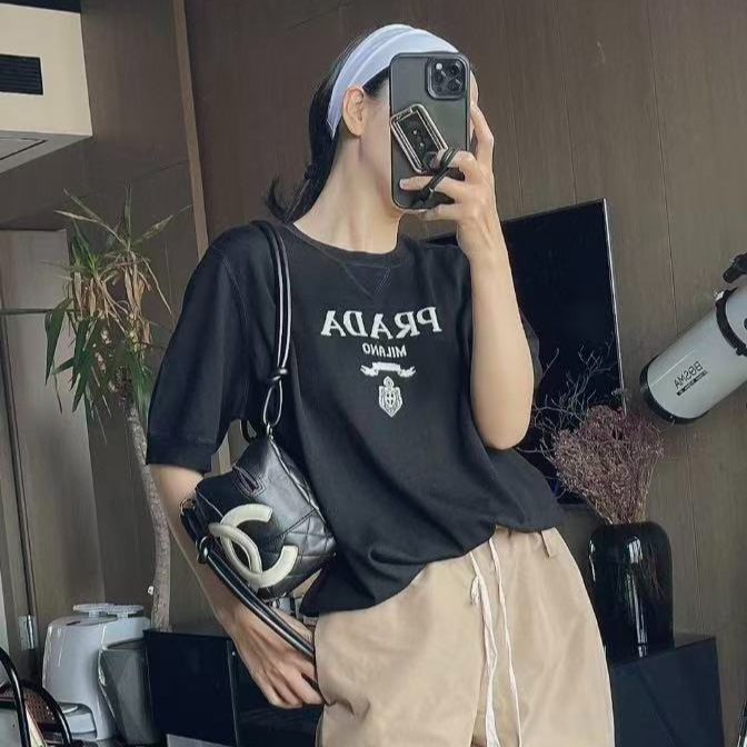 99新 Prada/普拉达 蔚蓝/针织短袖/48码/SS0929ZZ9922