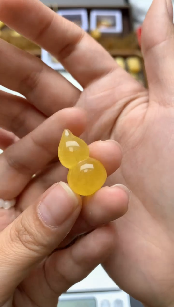 【闪购商品】琥珀珠宝奇石未镶嵌097琥珀蜜蜡花粉有纹小坑介意勿拍