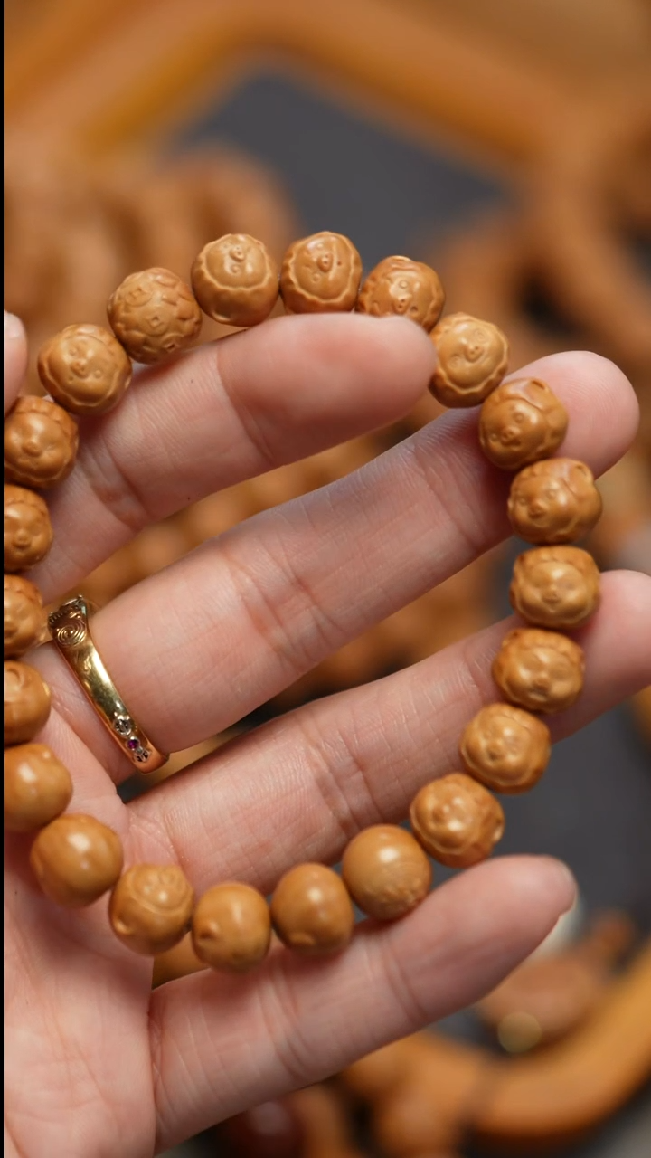 吊坠猴头核桃小福猪