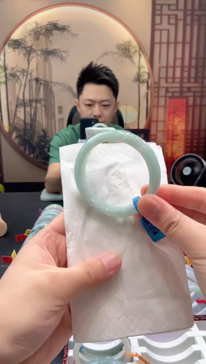 翡翠手镯未镶嵌000050521