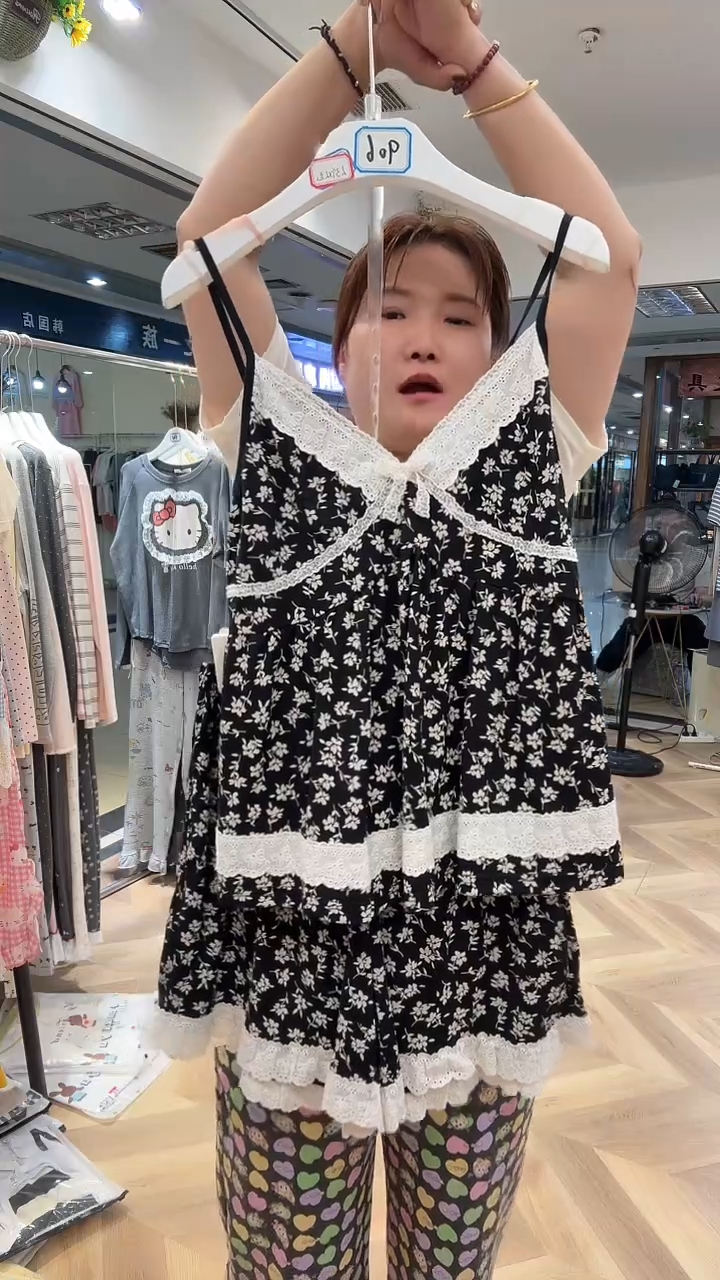 棉小熊吊带短裤XL号120-140斤