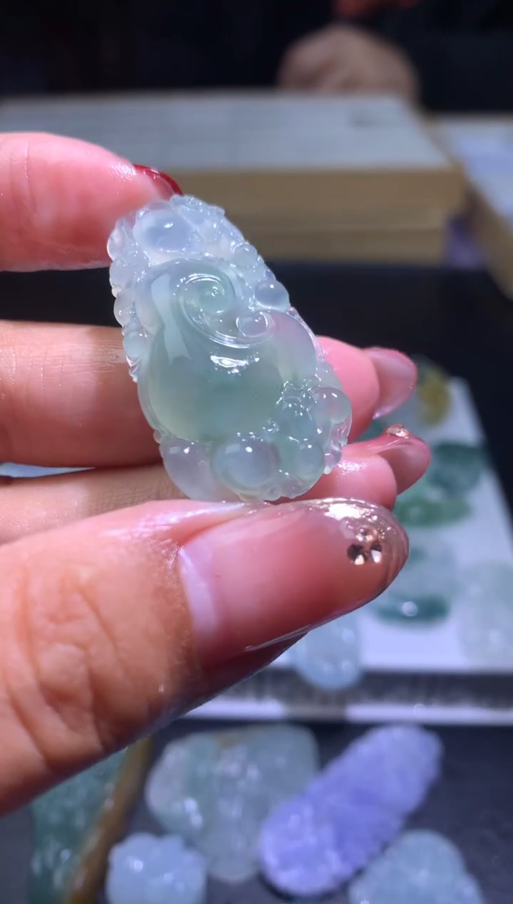 【闪购商品】定制翡翠未镶嵌毛货