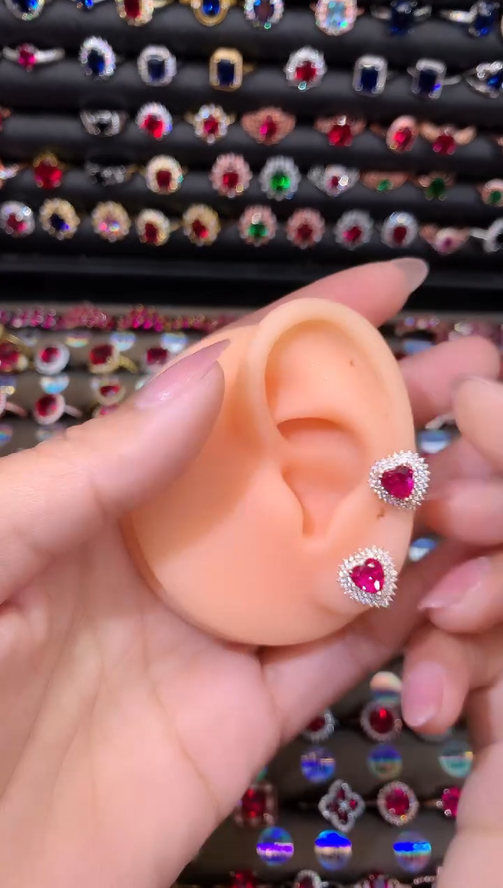 【闪购商品】红宝石耳饰银S925镶嵌玫瑰金