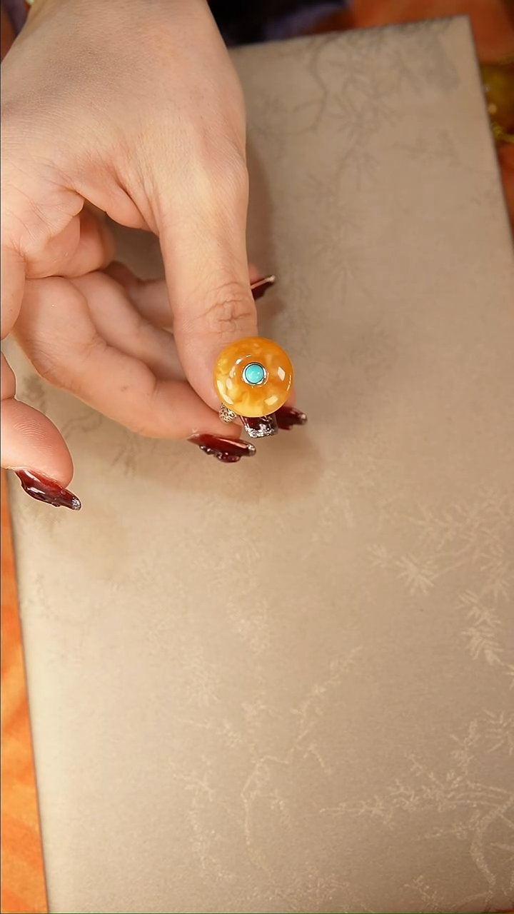 【闪购商品】琥珀戒指银S925镶嵌戒指