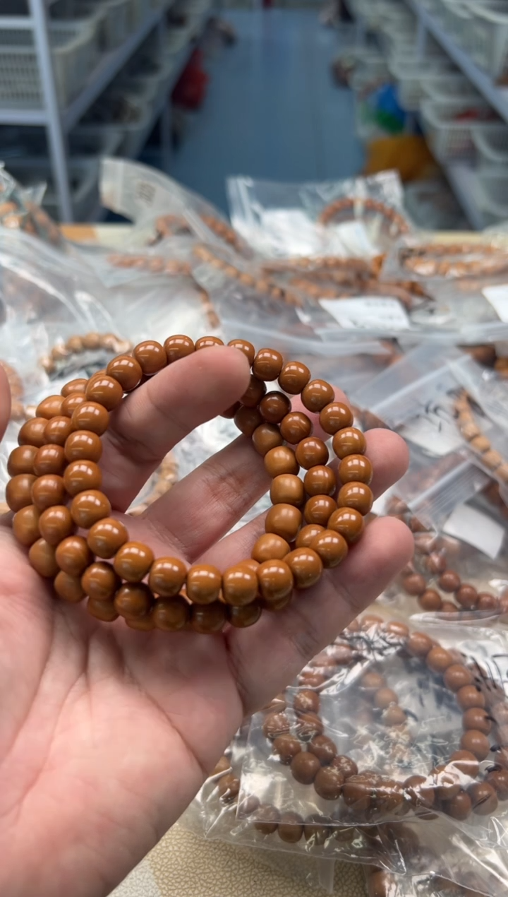 吊坠猴头核桃瑕疵三条6023