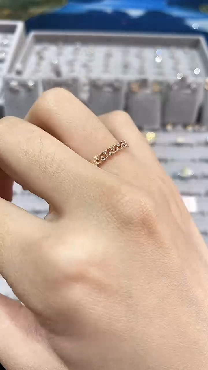 【闪购商品】钻石戒指/指环18K金镶嵌戒指