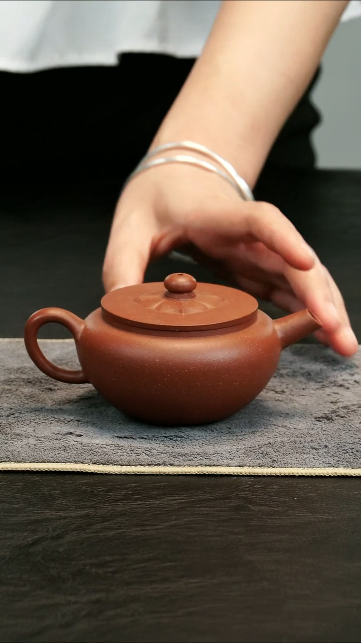 茶壶紫砂降坡泥花开富贵