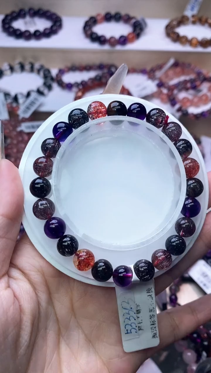 【闪购商品】水晶手链未镶嵌黑加仑超七8m+