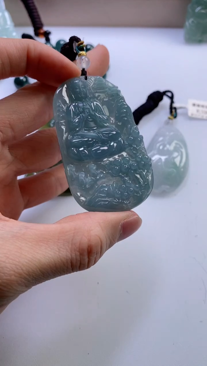 【闪购商品】翡翠挂件未镶嵌              