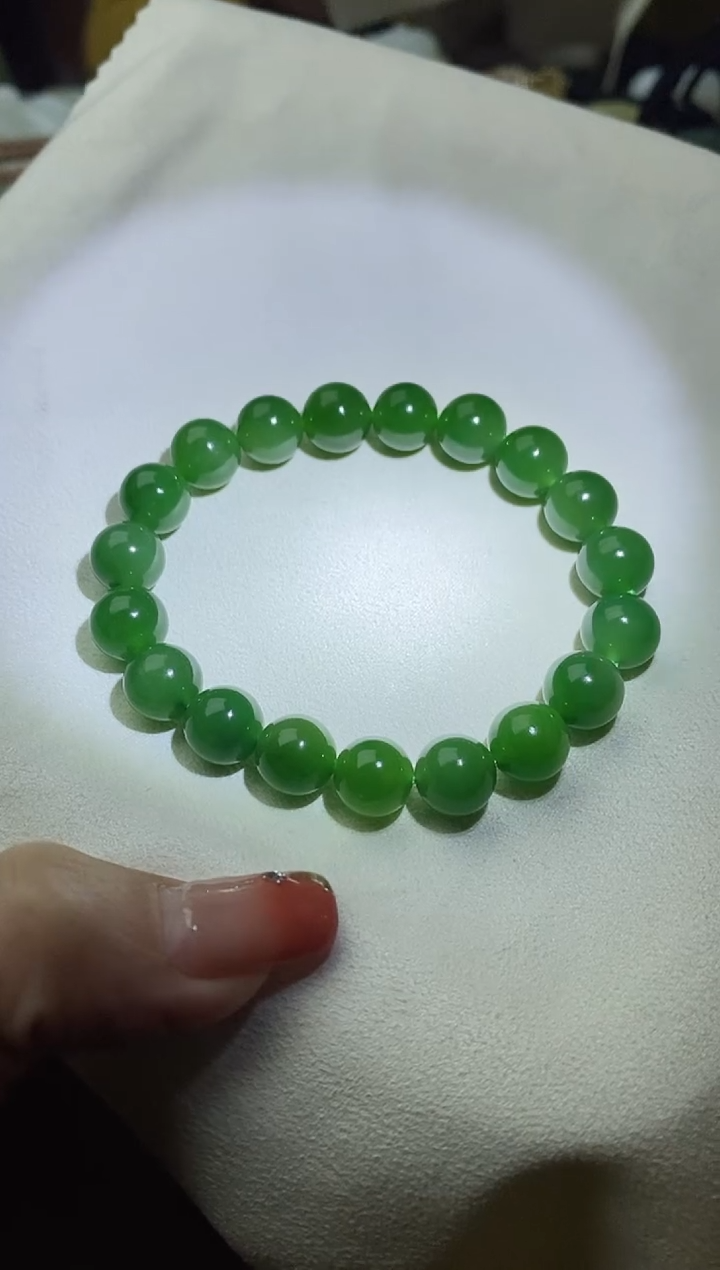 颈饰未镶嵌和田玉手串